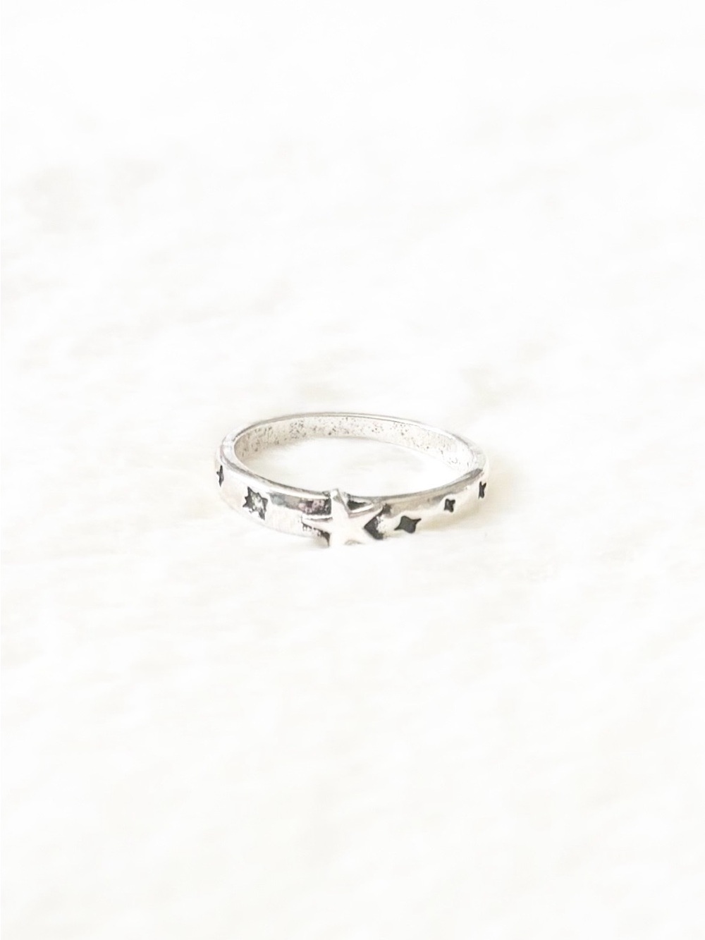 5/$15 🩷 MUST BUNDLE Silver Star Accent Band Ring